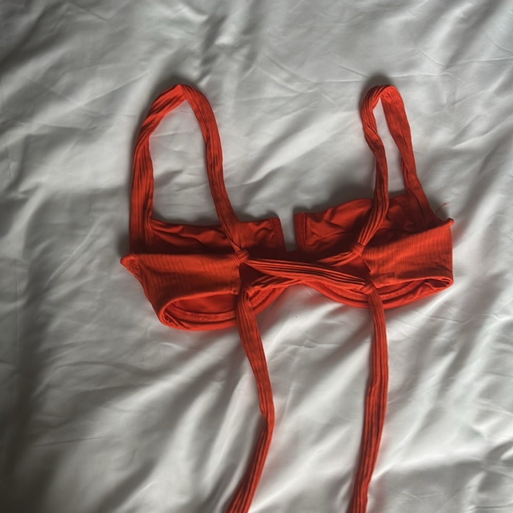 L*SPACE Camilla Pointelle Poppy Underwire Bikini Top Size M - Picture 6 of 10